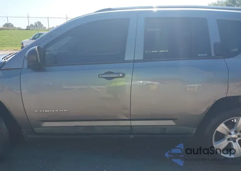 2011 Jeep Compass from USA, damaged, VIN 1J4NT1FB2BD246176